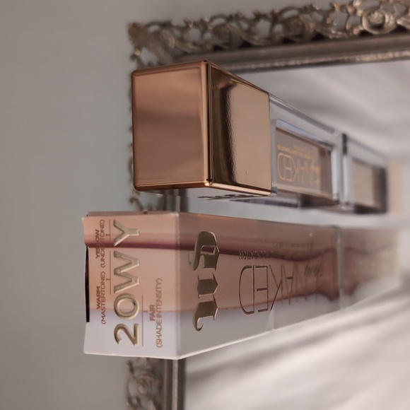 Urban Decay Stay Naked Weightless Liquid Foundation 20WY - Picture 2 of 2